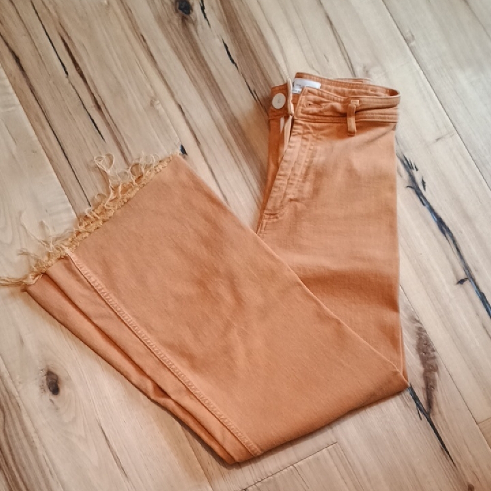 Zara Women's Frayed Hem Jeans in Orange